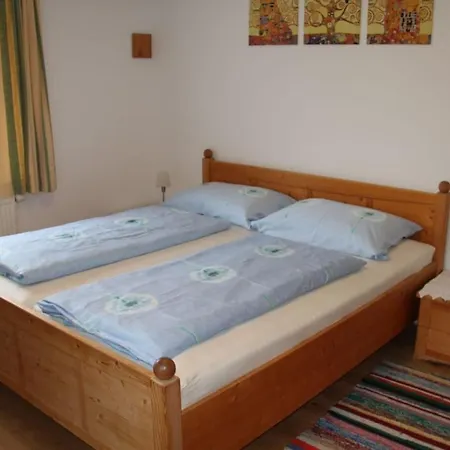 Semesterbostad With 2 Bedrooms