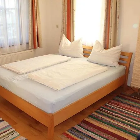 Semesterbostad With 2 Bedrooms *
