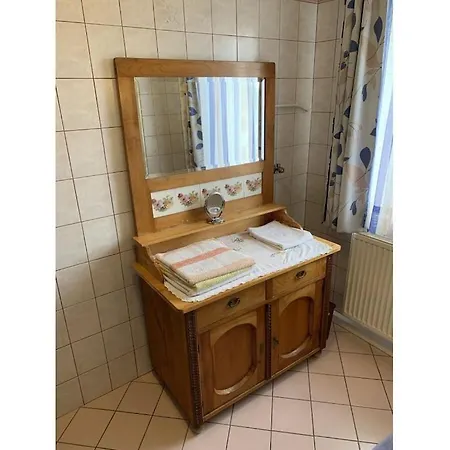 Semesterbostad With 2 Bedrooms *